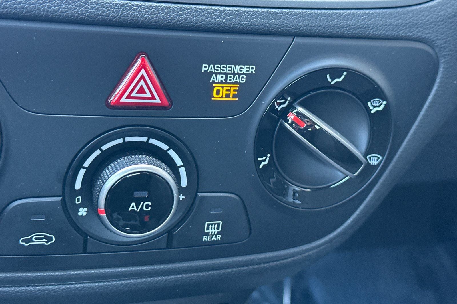 2022 Hyundai Accent SE