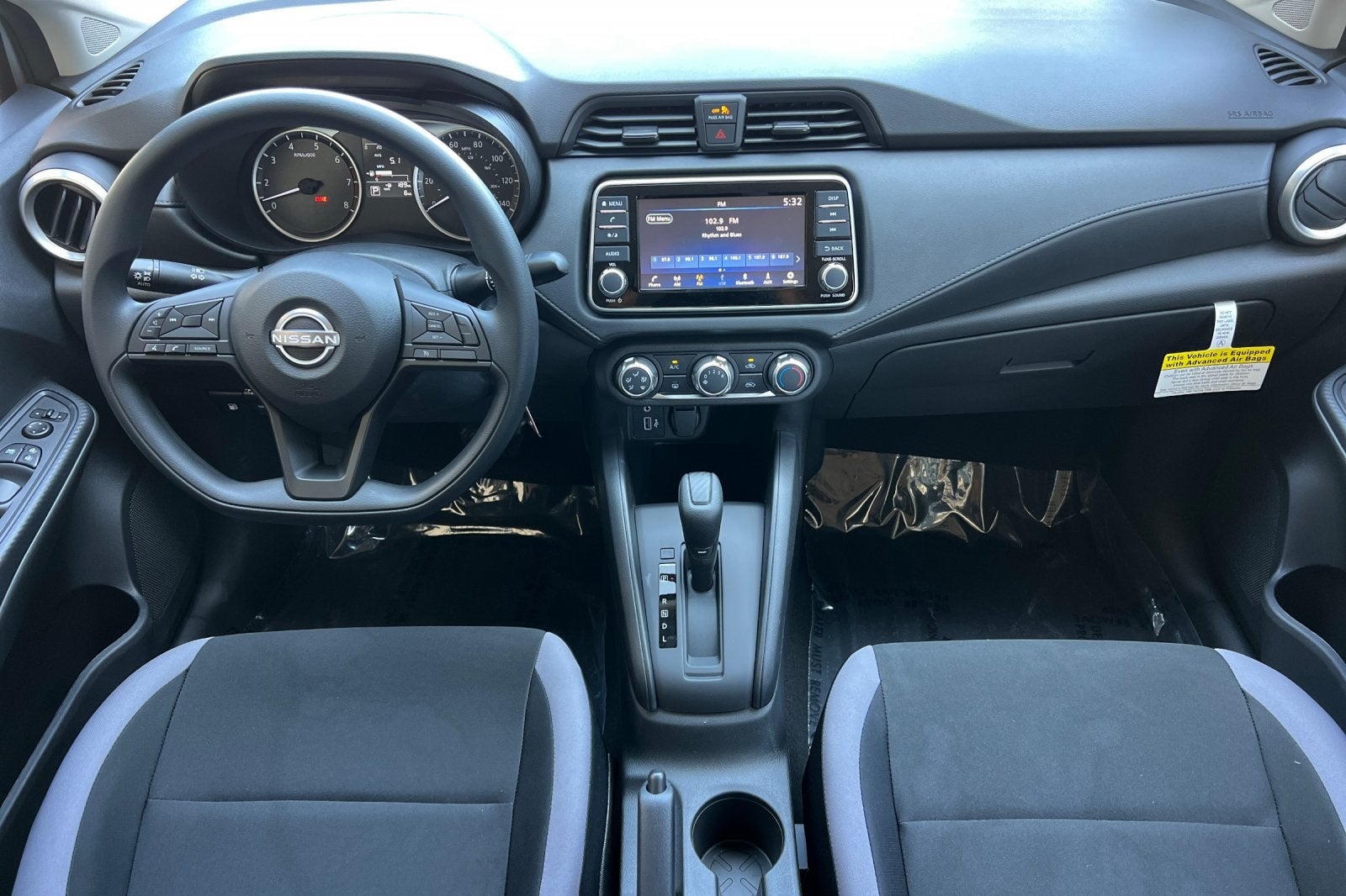 2025 Nissan Versa 1.6 S
