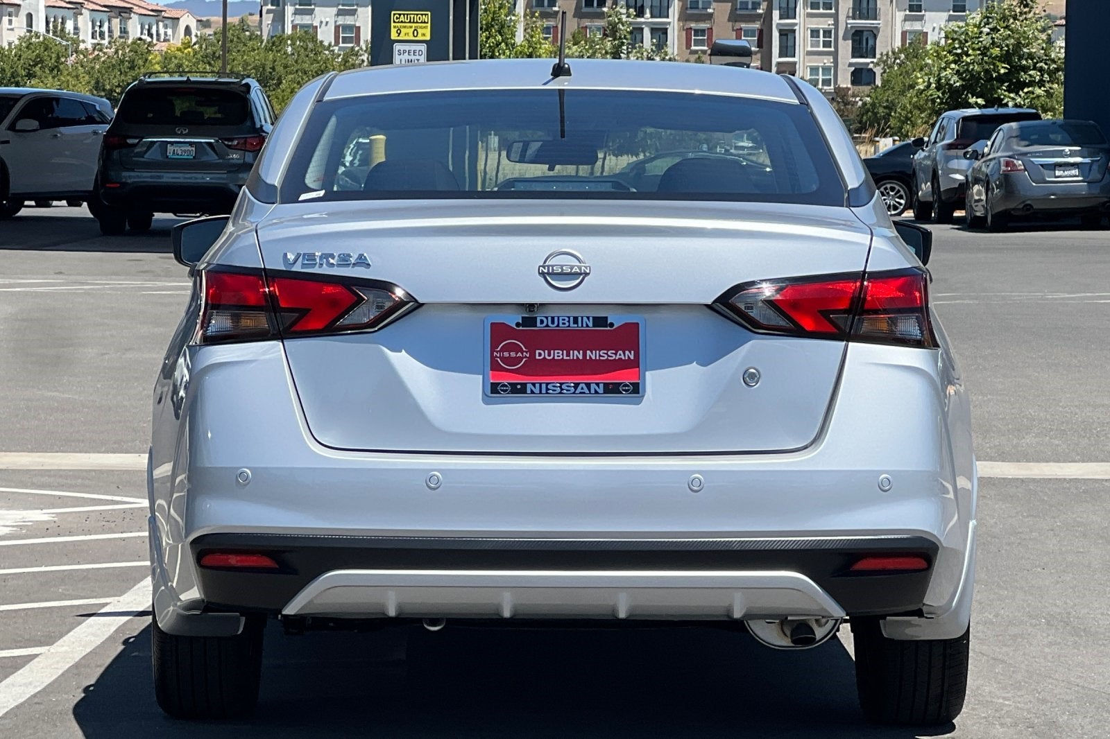 2025 Nissan Versa 1.6 S