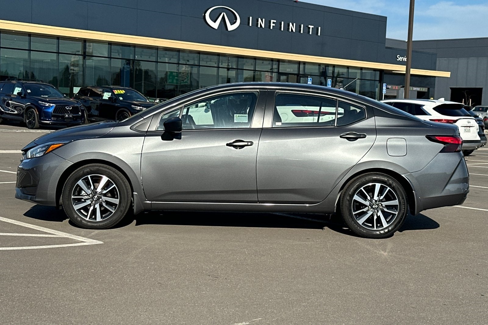 2025 Nissan Versa 1.6 S