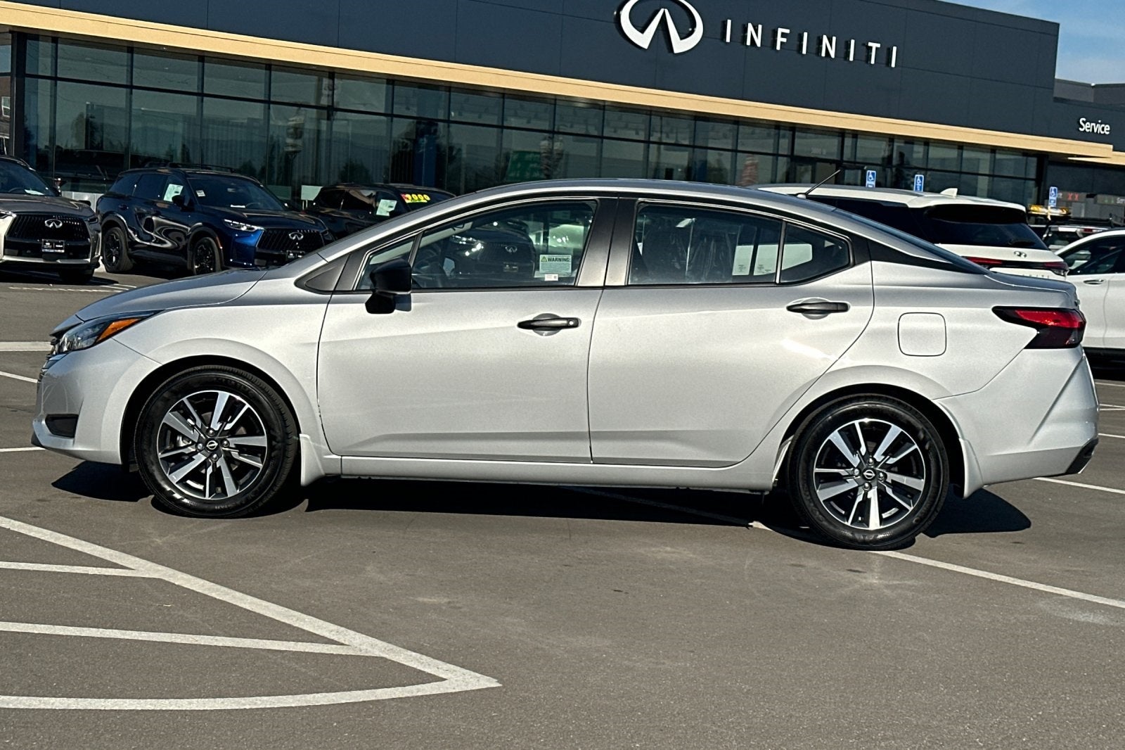 2025 Nissan Versa 1.6 S