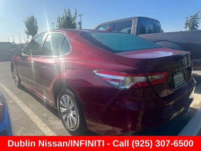 2020 Toyota Camry Hybrid LE