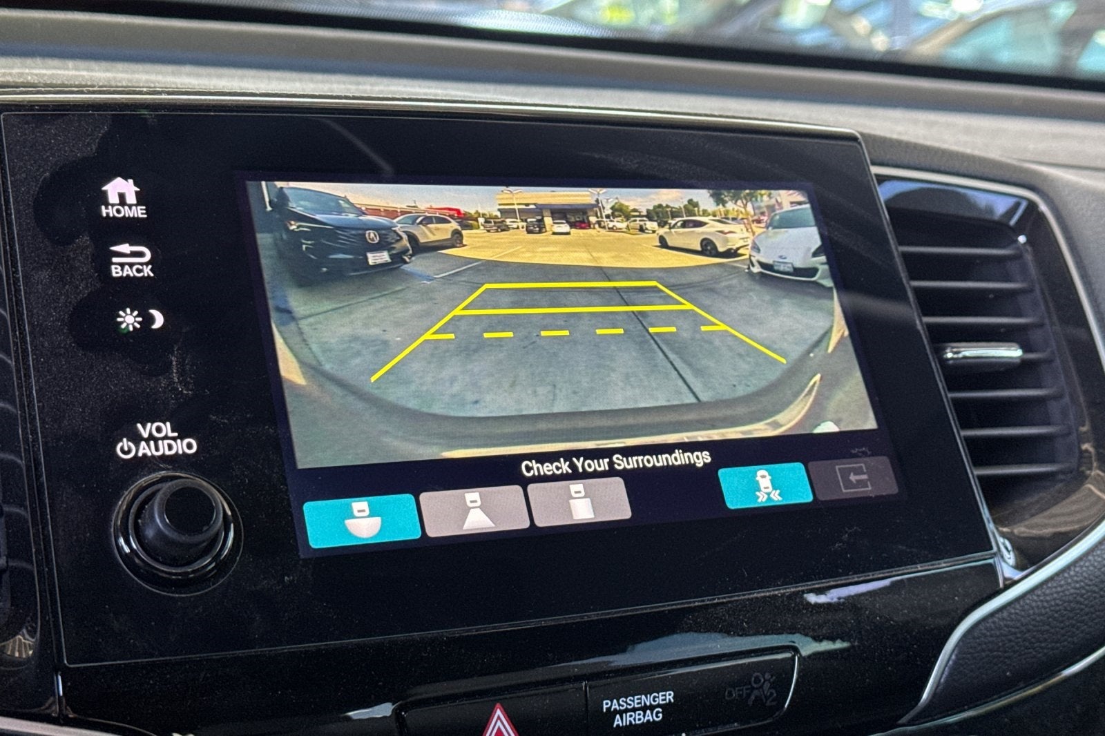 2022 Honda Pilot Touring 8 Passenger