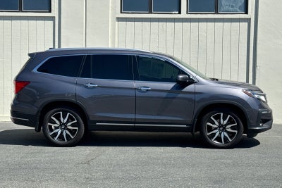 2022 Honda Pilot Touring 8 Passenger