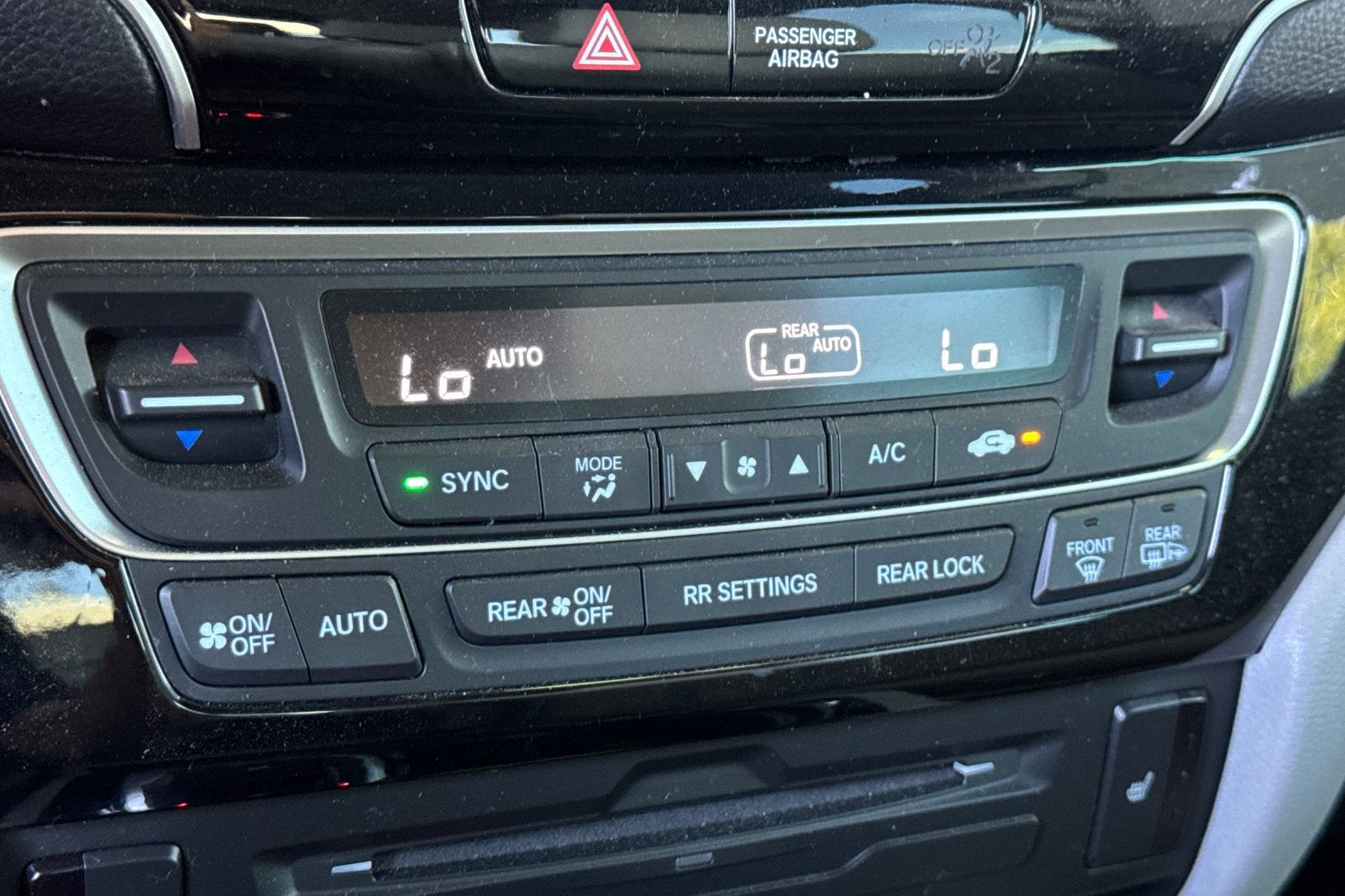 2022 Honda Pilot Touring 8 Passenger