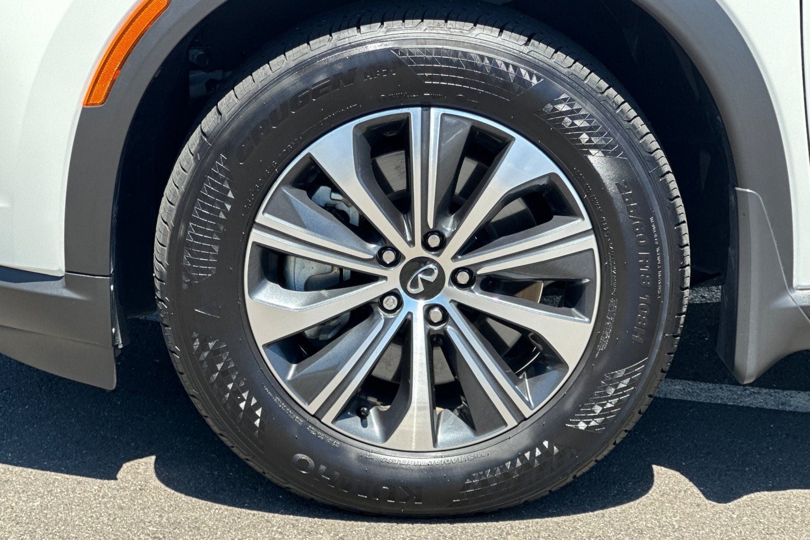 2025 INFINITI QX60 PURE