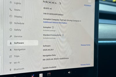 2023 Tesla Model 3 Base