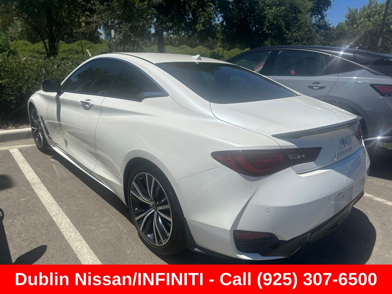 2022 INFINITI Q60 LUXE