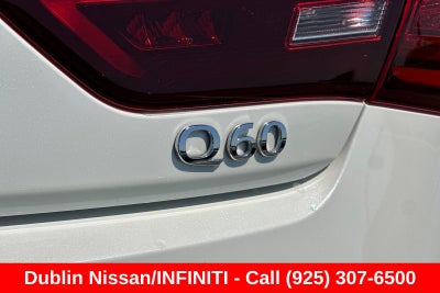 2022 INFINITI Q60 LUXE