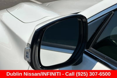 2022 INFINITI Q60 LUXE