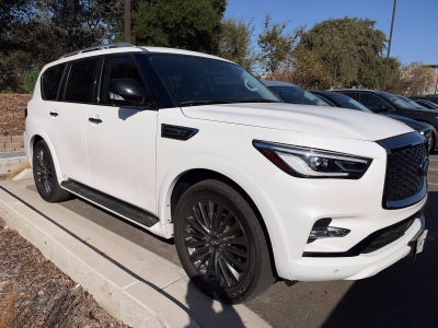 2023 INFINITI QX80 Premium Select