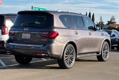 2023 INFINITI QX80 Premium Select