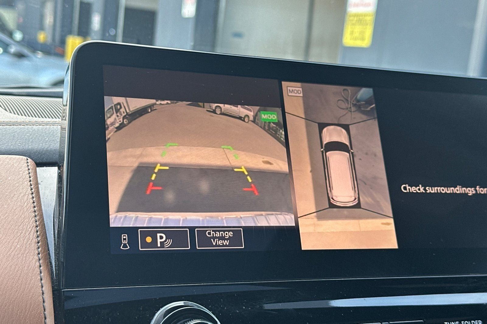 2023 INFINITI QX80 Sensory