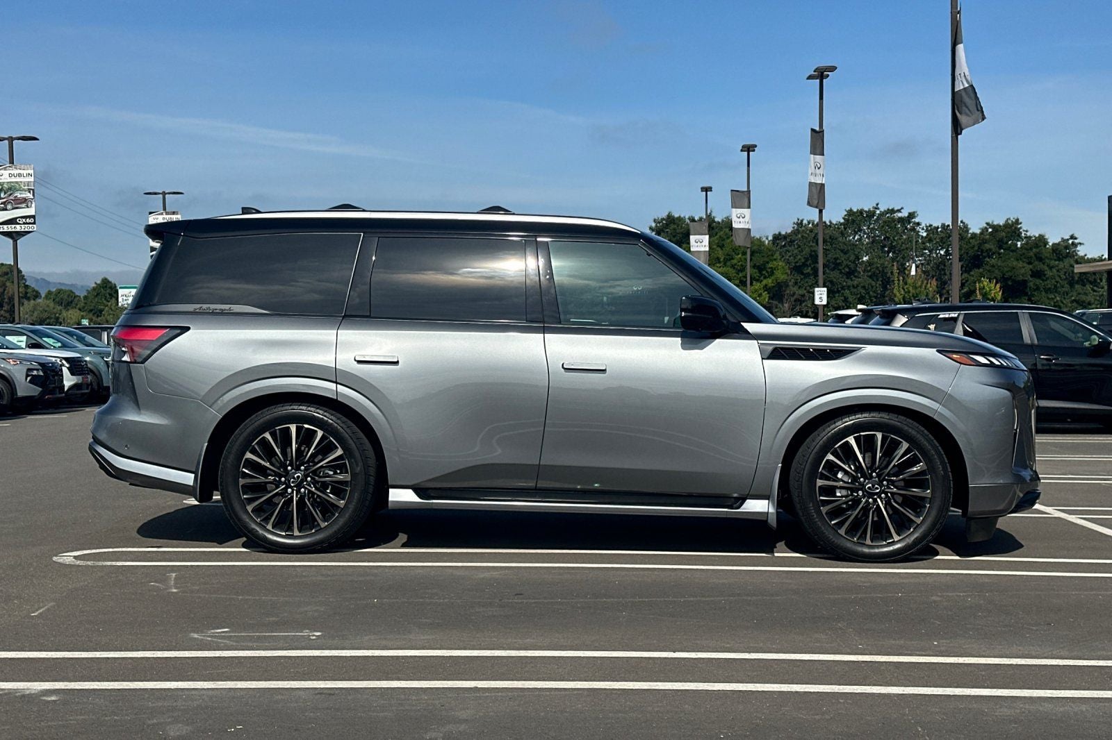 2025 INFINITI QX80 AUTOGRAPH