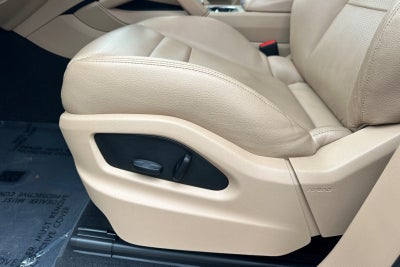 2023 Porsche Cayenne Base