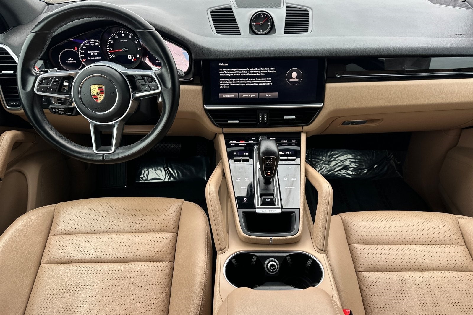 2023 Porsche Cayenne Base