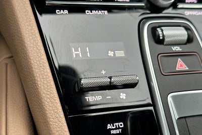 2023 Porsche Cayenne Base