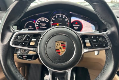 2023 Porsche Cayenne Base