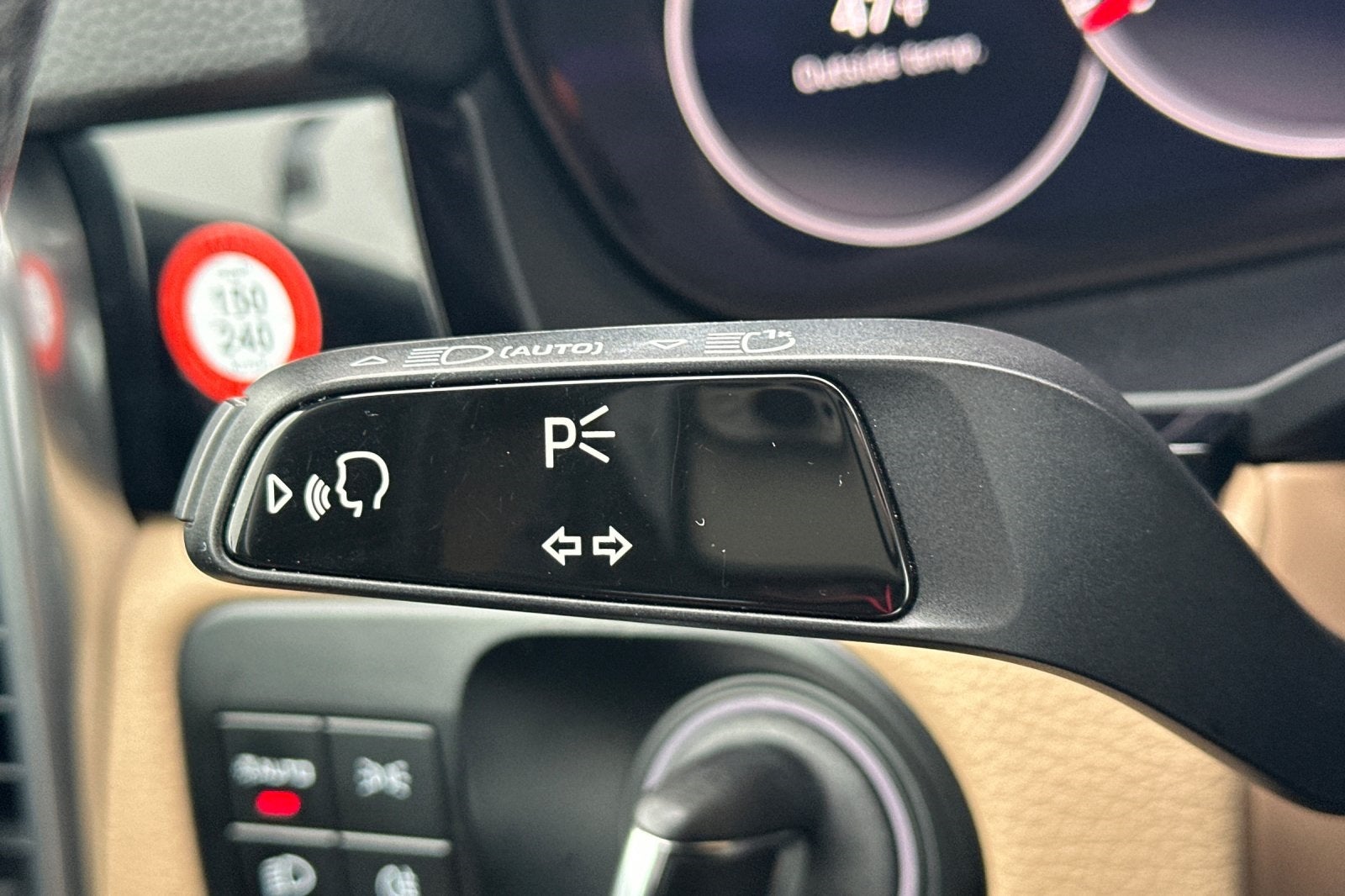 2023 Porsche Cayenne Base