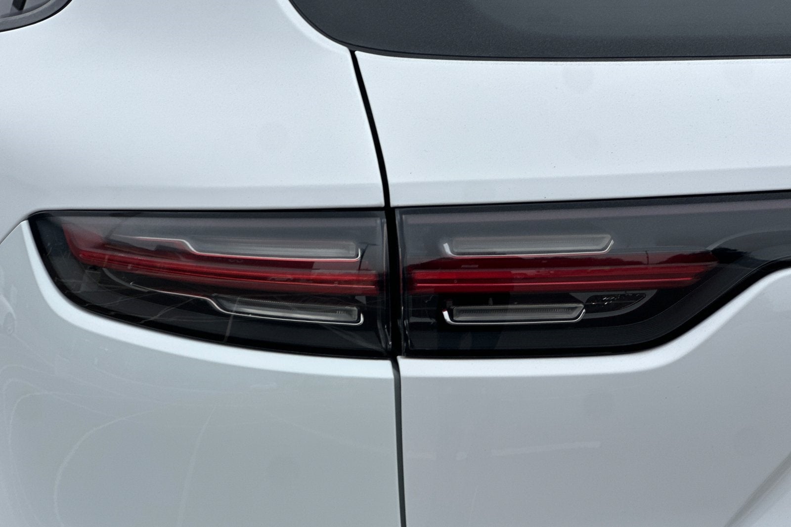 2023 Porsche Cayenne Base